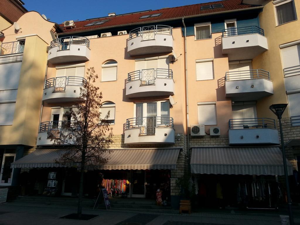 Pedestrian Street Apartment ヘーヴィーズ エクステリア 写真